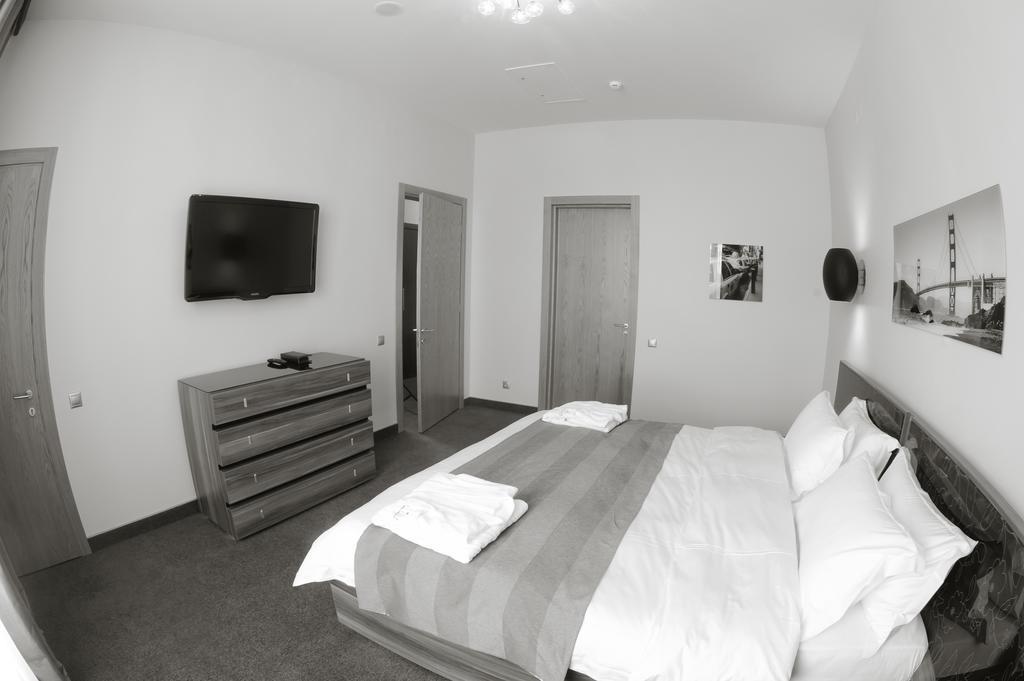 Voyage Hotel Karagandy Dış mekan fotoğraf