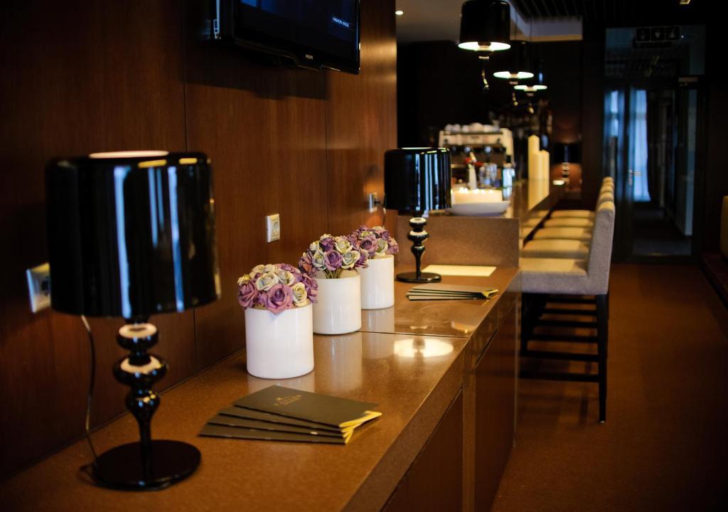 Voyage Hotel Karagandy Dış mekan fotoğraf