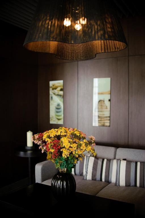 Voyage Hotel Karagandy Dış mekan fotoğraf